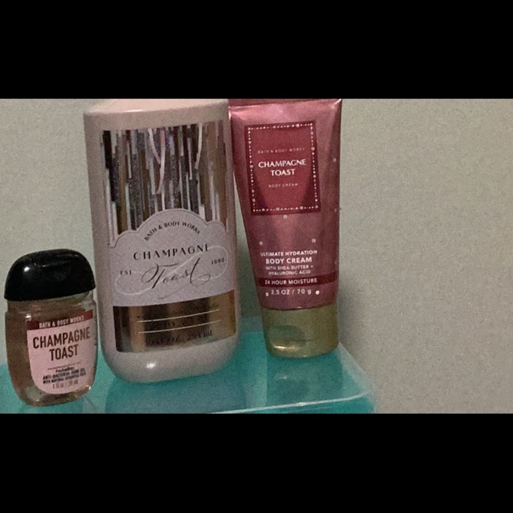 Bath and Body Champagne Toast Set